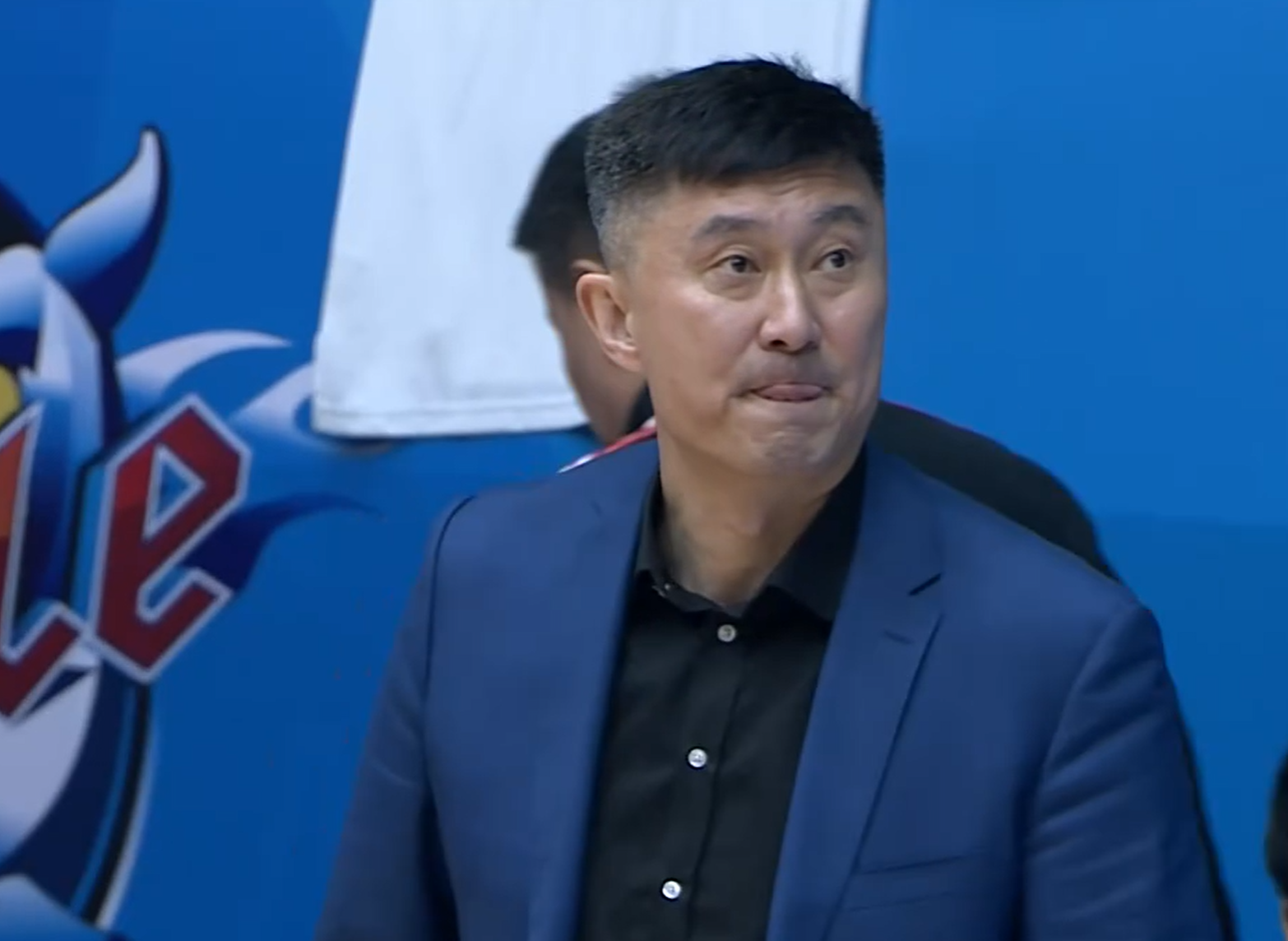 开云体育下载网址-不是张皓嘉，也不是奎因！广东队输给上海，有1人要负责任